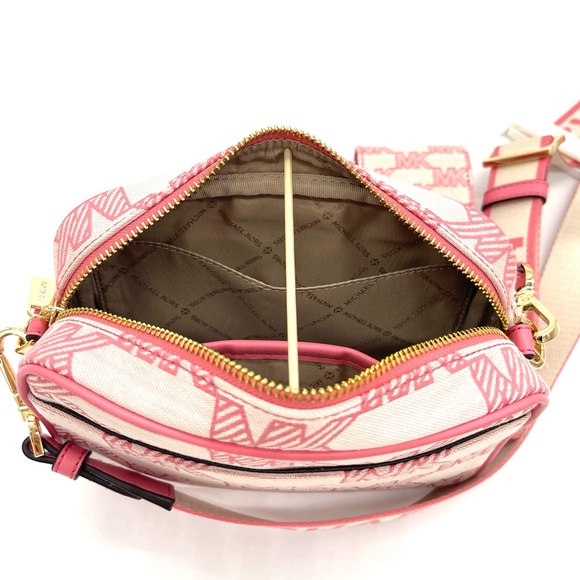 Michael Kors Jet Set Medium Crossbody Bag with Tech Attached - Picture 11 of 15